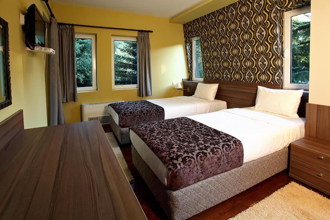 Hotel Sator Битола Экстерьер фото